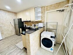 Euro-Asia Court (D9), Apartment #555602871